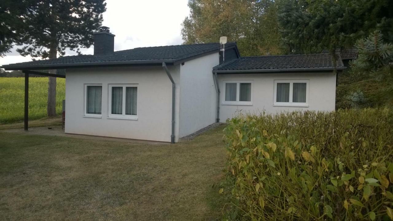 Blick In Die Suedeifel Biersdorf am See Exterior foto